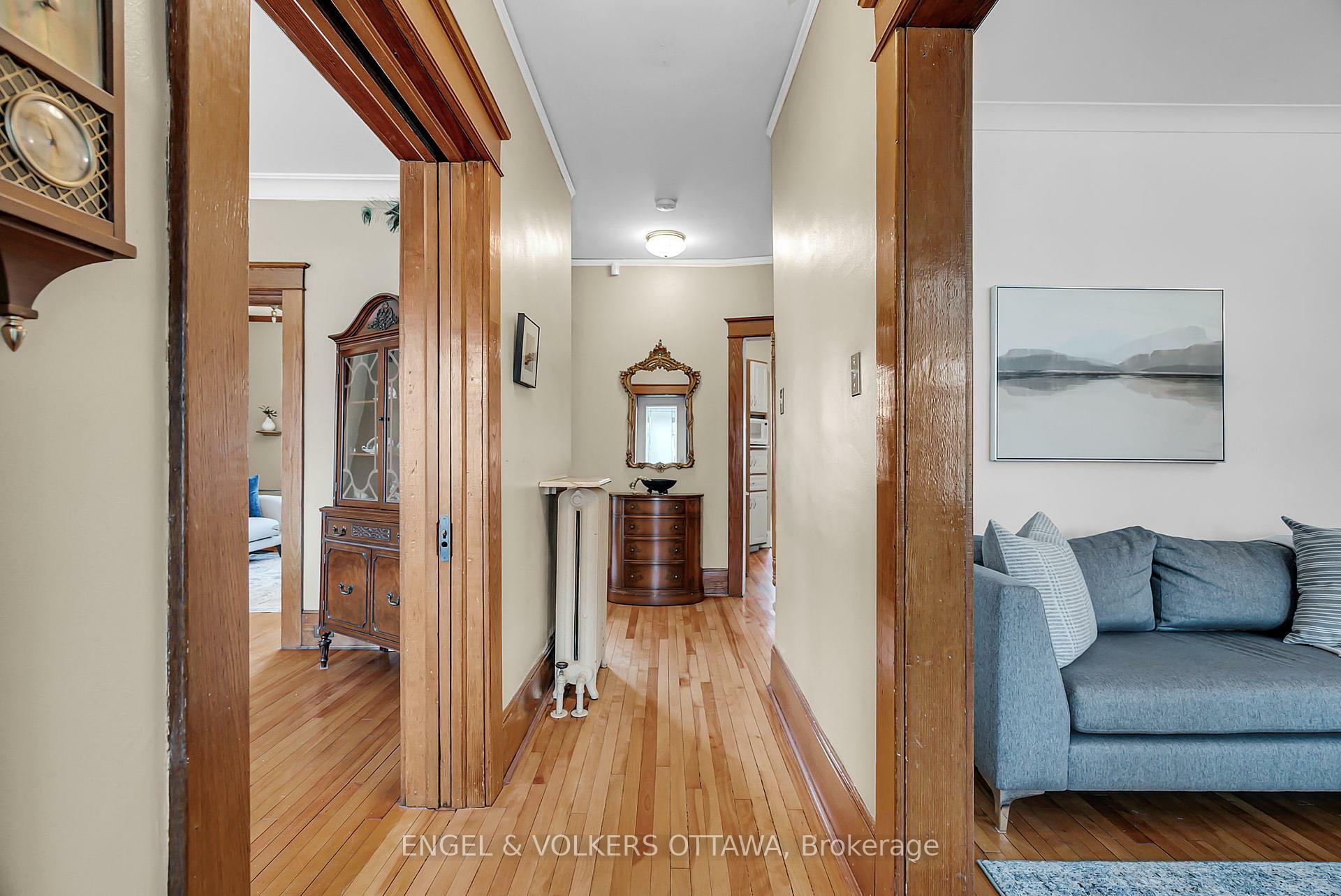 Photo de la propriété: 224 Powell Avenue ON K1S 2A5