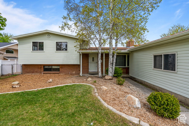 Property Photo: 1415 E 5935 S UT 84121