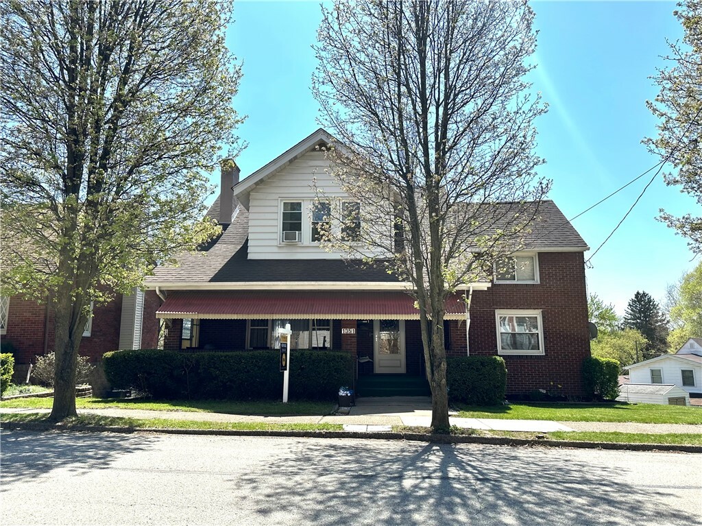 Property Photo: 1351 Broadway Ave PA 15035