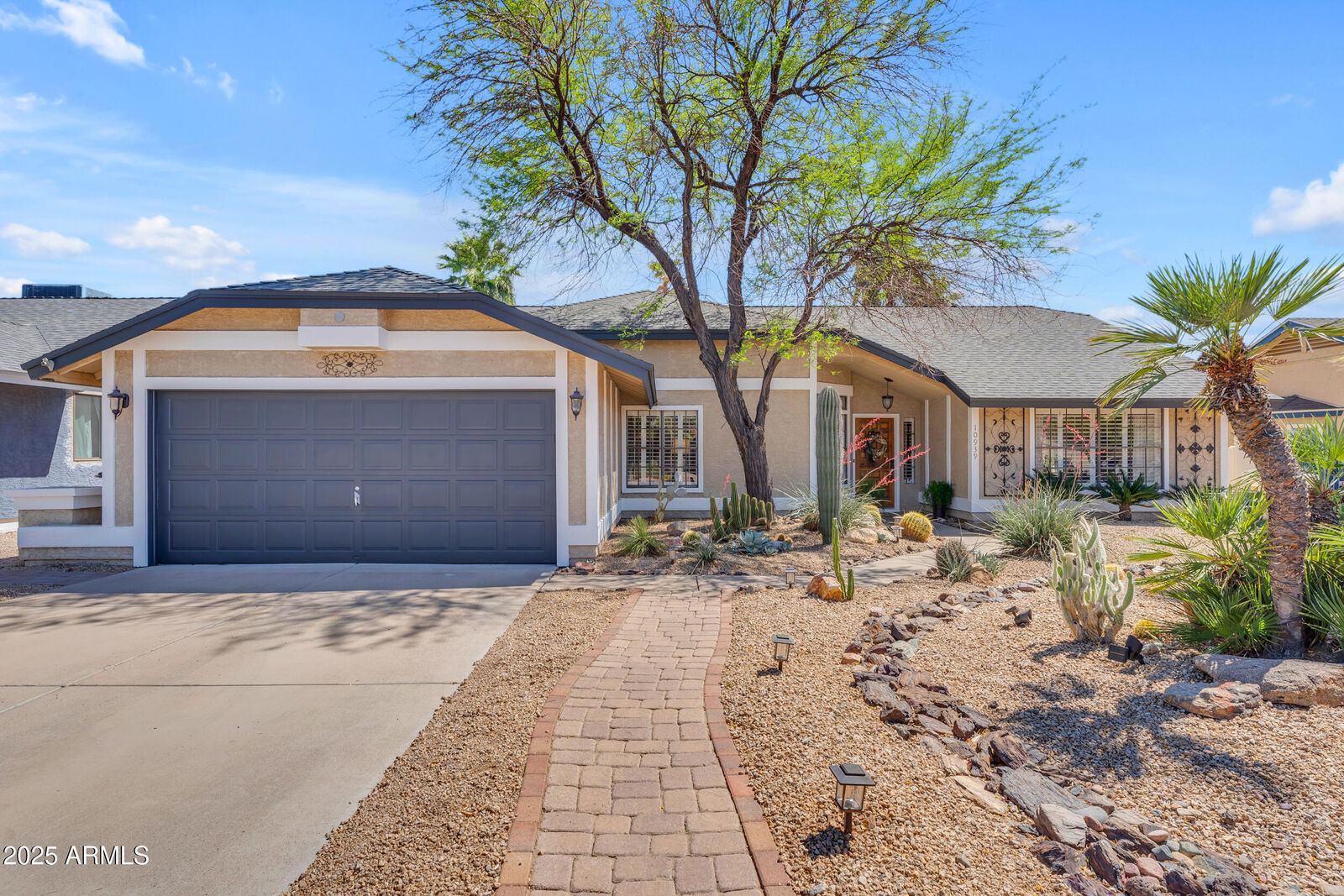 Property Photo:  10939 E Kalil Drive  AZ 85259 