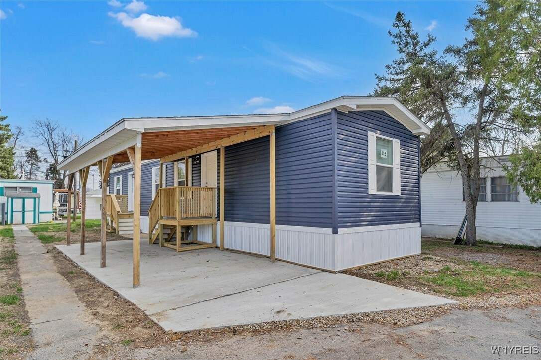 9170 Sheridan Dr Drive  Clarence NY 14031 photo