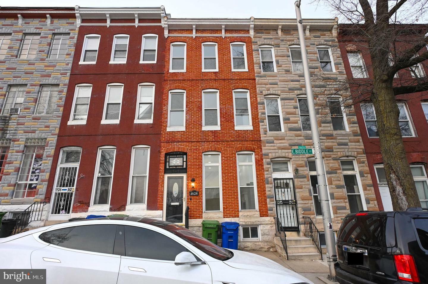 Property Photo: 1628 E Biddle Street MD 21213