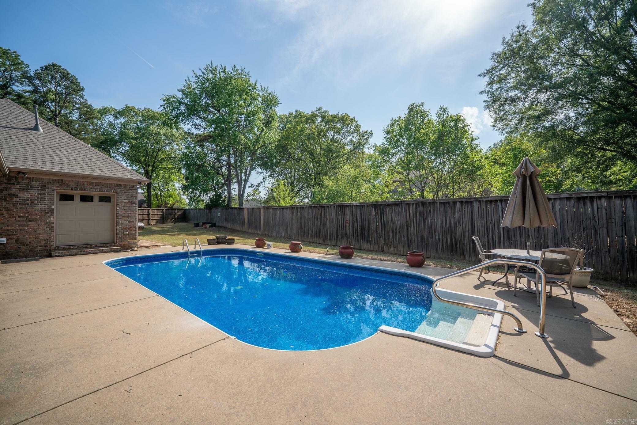 Property Photo: 505 Fieldstone AR 72034
