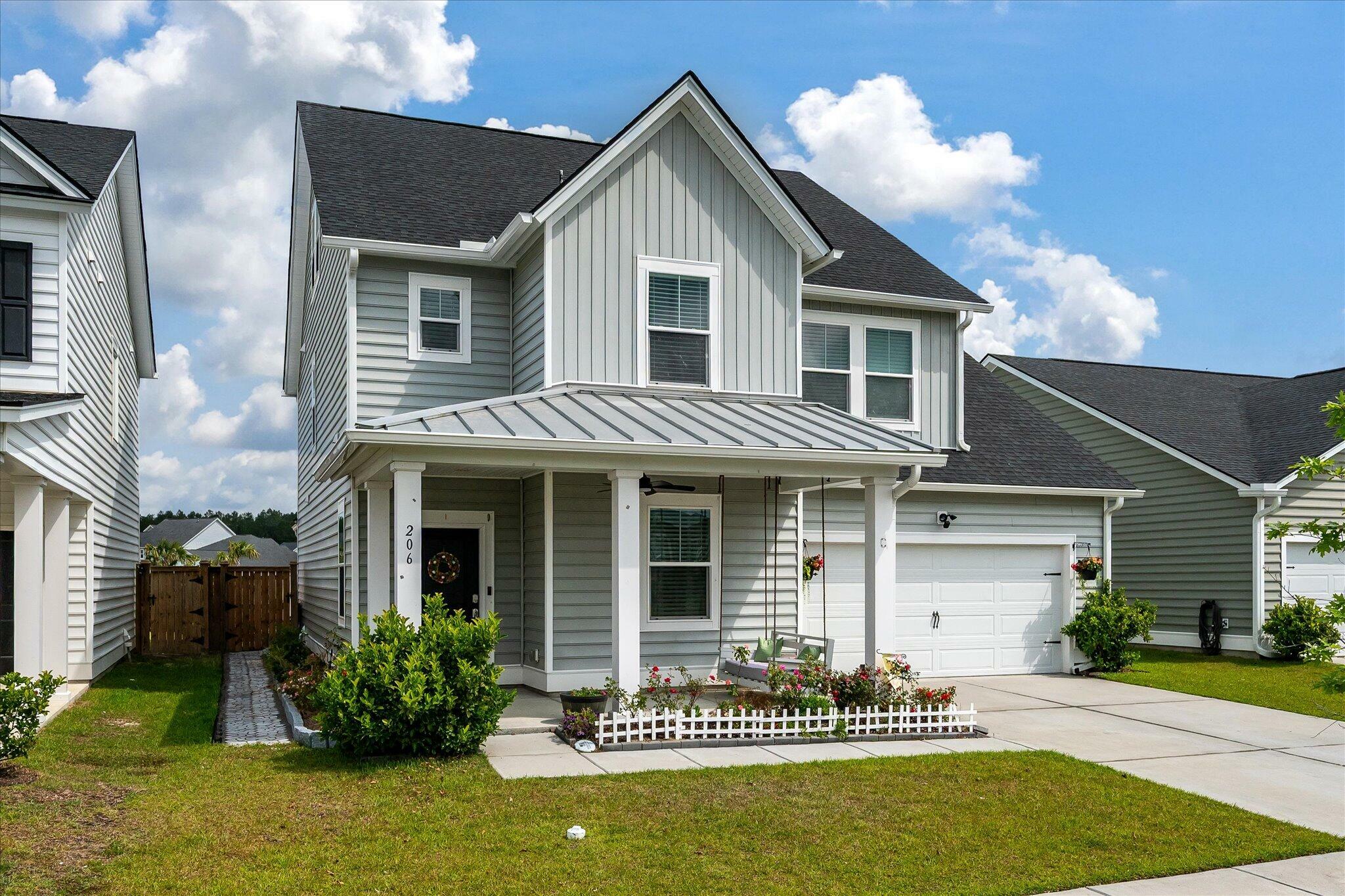 Property Photo:  206 Evergreen Avenue  SC 29485 