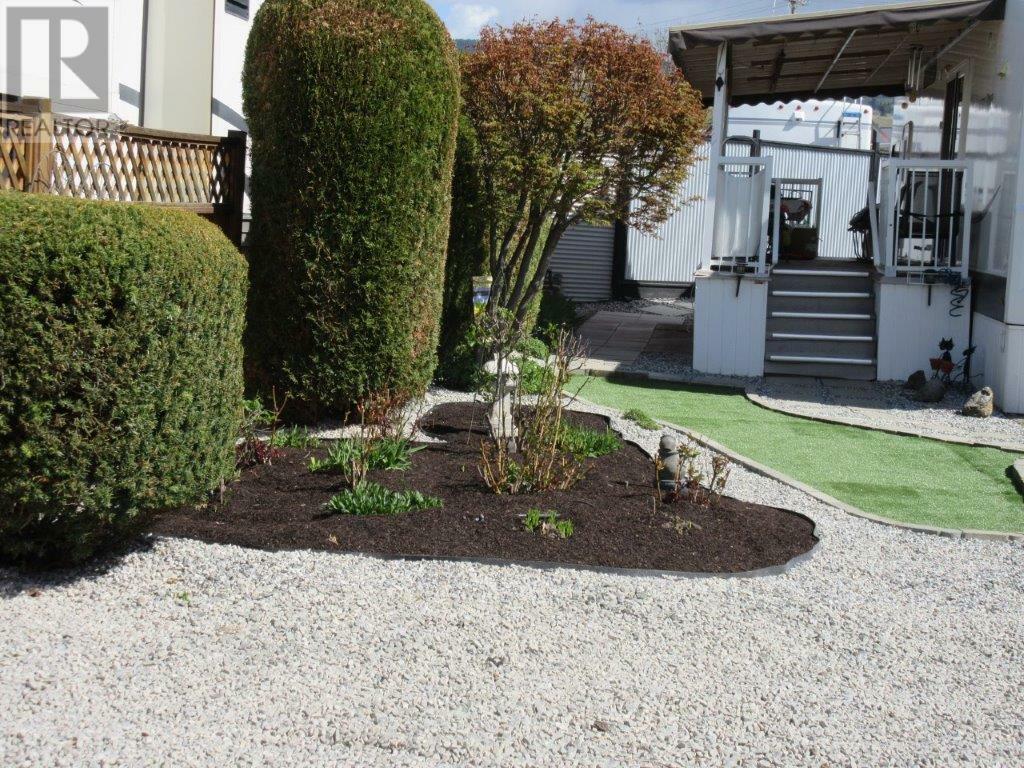 Property Photo: 415 Commonwealth Road 44 BC V4V 1P4