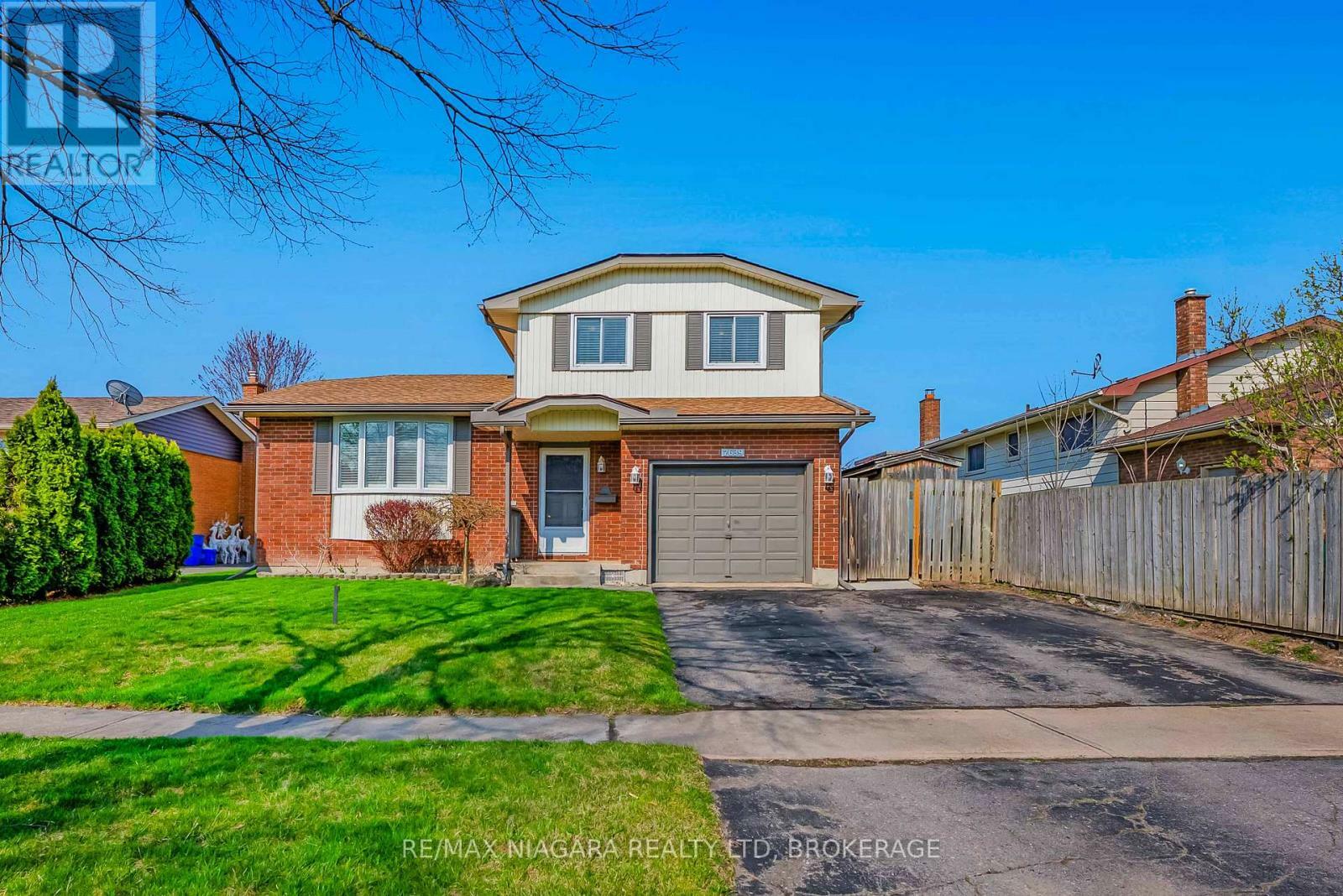 Property Photo:  7639 Jubilee Drive  ON L2G 7M4 