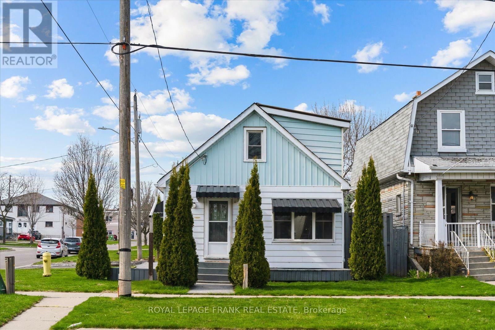 Property Photo: 354 Pine Avenue ON L1J 2H4