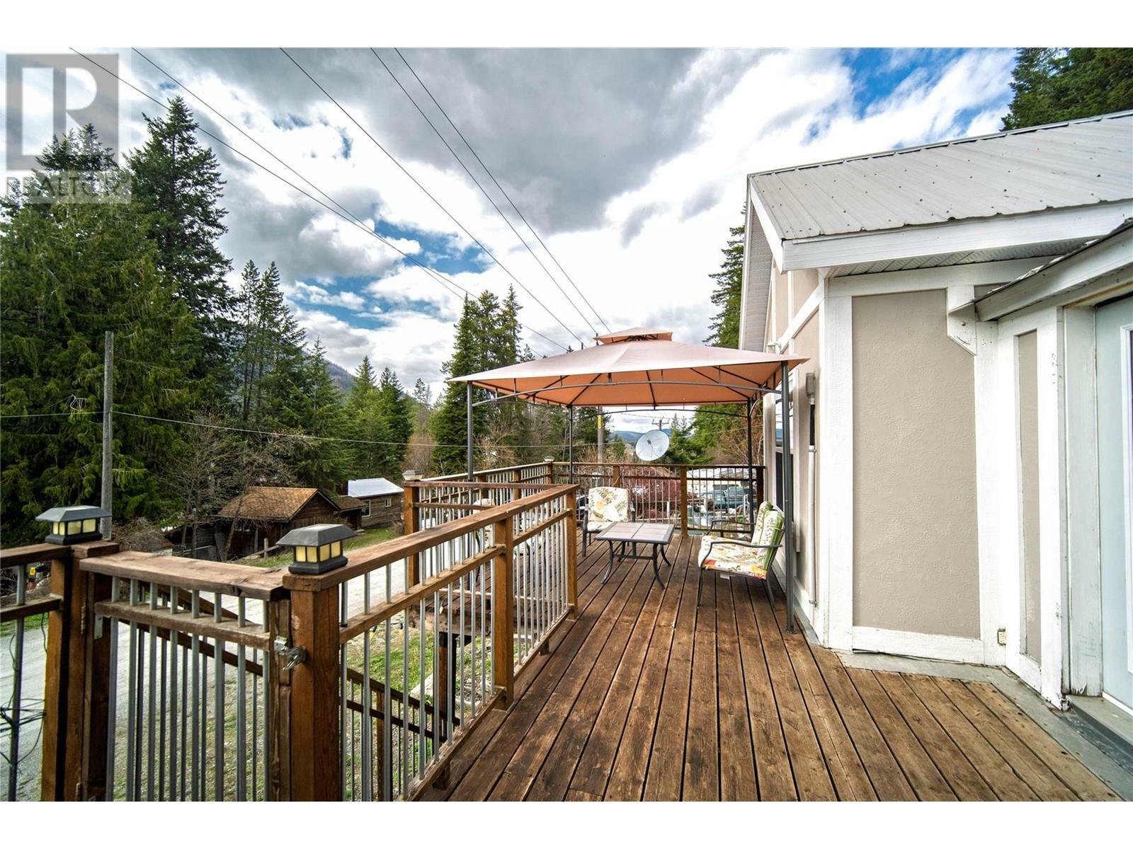Property Photo: 9270 Campbell Street BC V0B 2A0