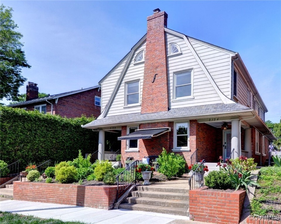 Property Photo: 2126 Lakeview Avenue VA 23220