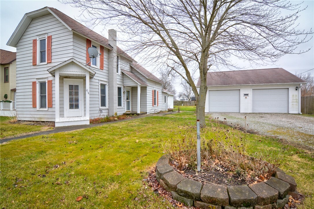 Property Photo: 218 E Seiberling Street IL 62513
