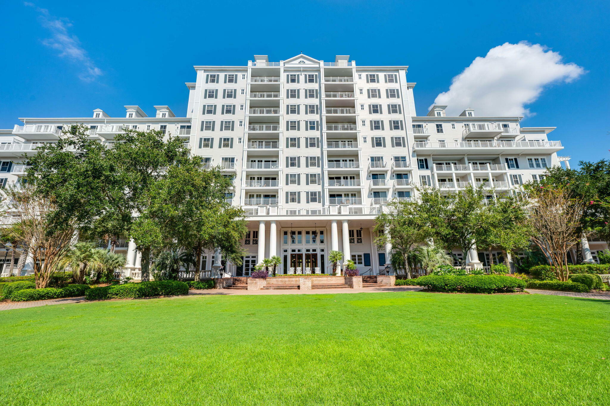 Property Photo: 9500 Grand Sandestin Boulevard Unit 2625 FL 32550