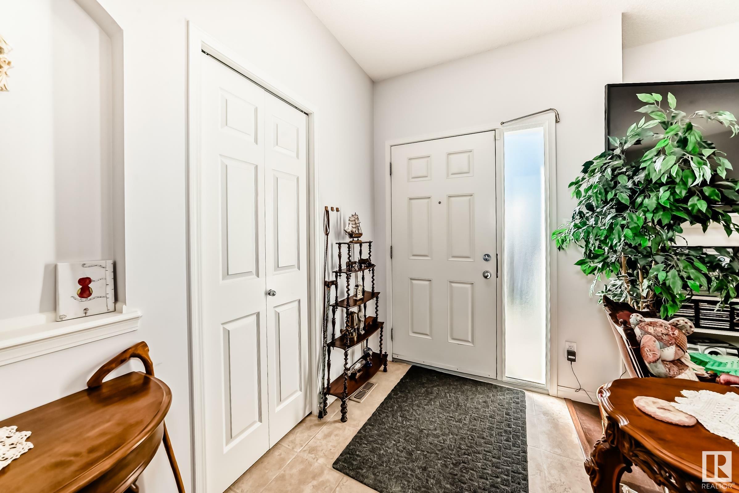Photo de la propriété: 30 Oak Vista Drive 14 AB T8N 3T1