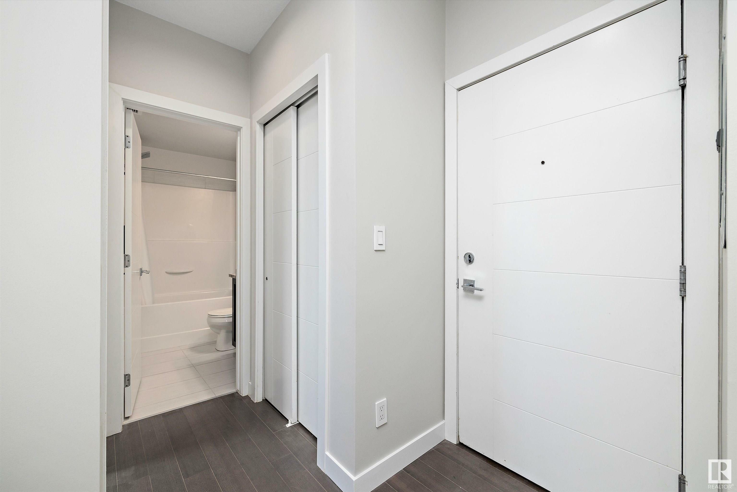 Property Photo: 10238 103 Street NW 1506 AB T5J 0G6
