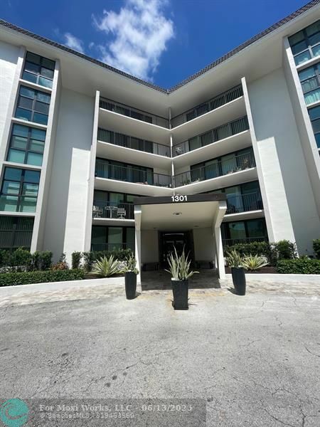 Property Photo: 1301 River Reach Dr 115 FL 33315