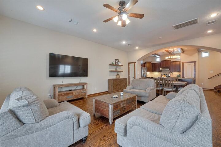 Property Photo:  1426 W 21st Street F  TX 77008 