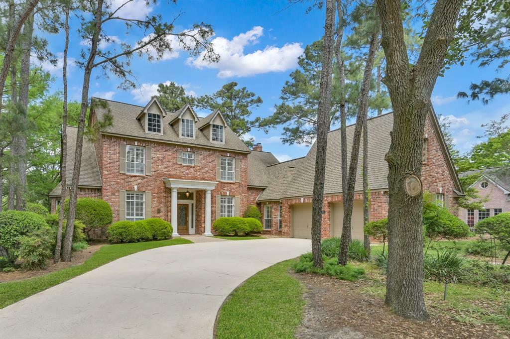 Property Photo: 23 E Shadowpoint Circle TX 77381