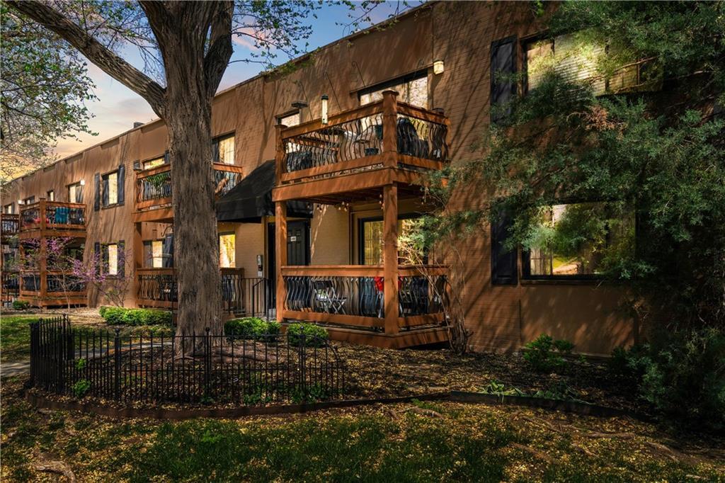 Property Photo:  4541 Holly Street #1  MO 64111 