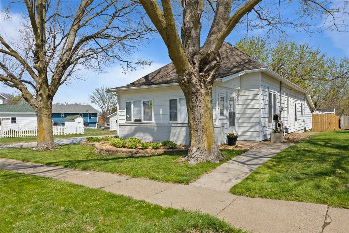 Property Photo: 105 W First Street IA 50156