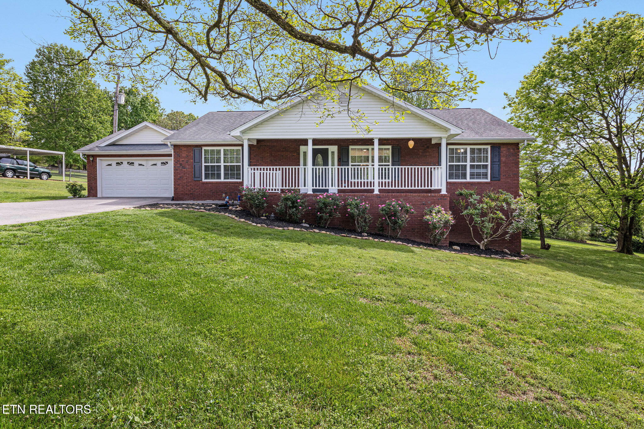 Property Photo: 3820 Poplar Lane TN 37764