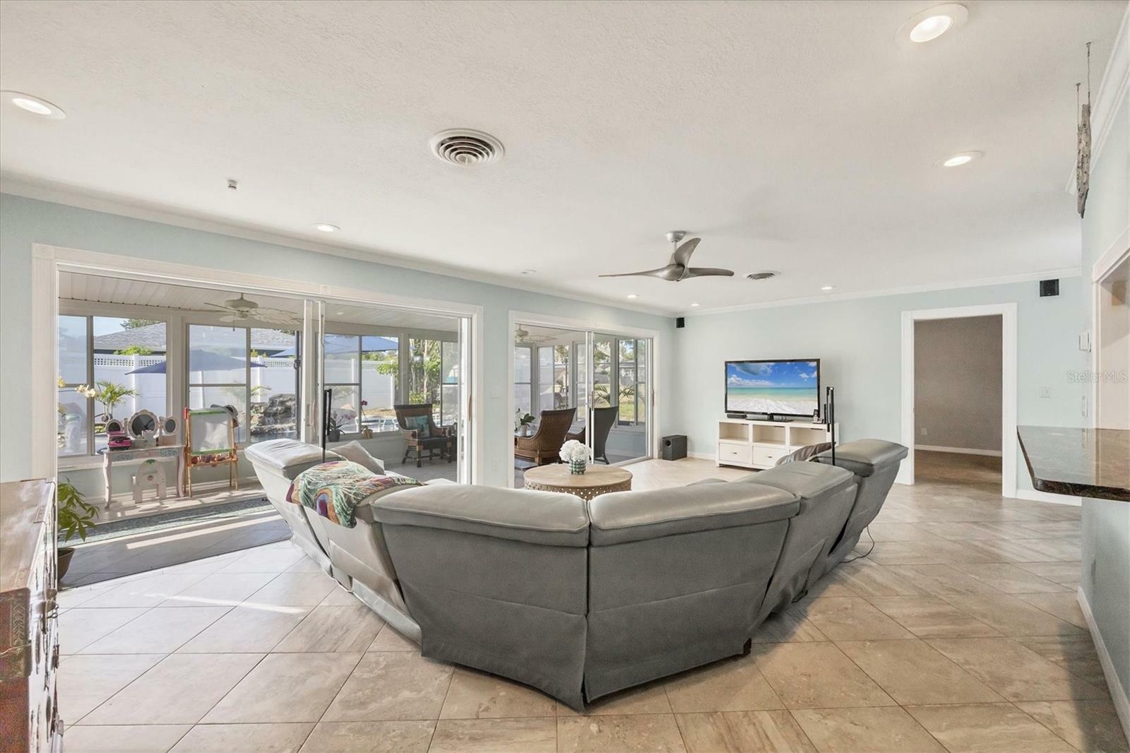Property Photo: 421 Blackburn Road FL 34275