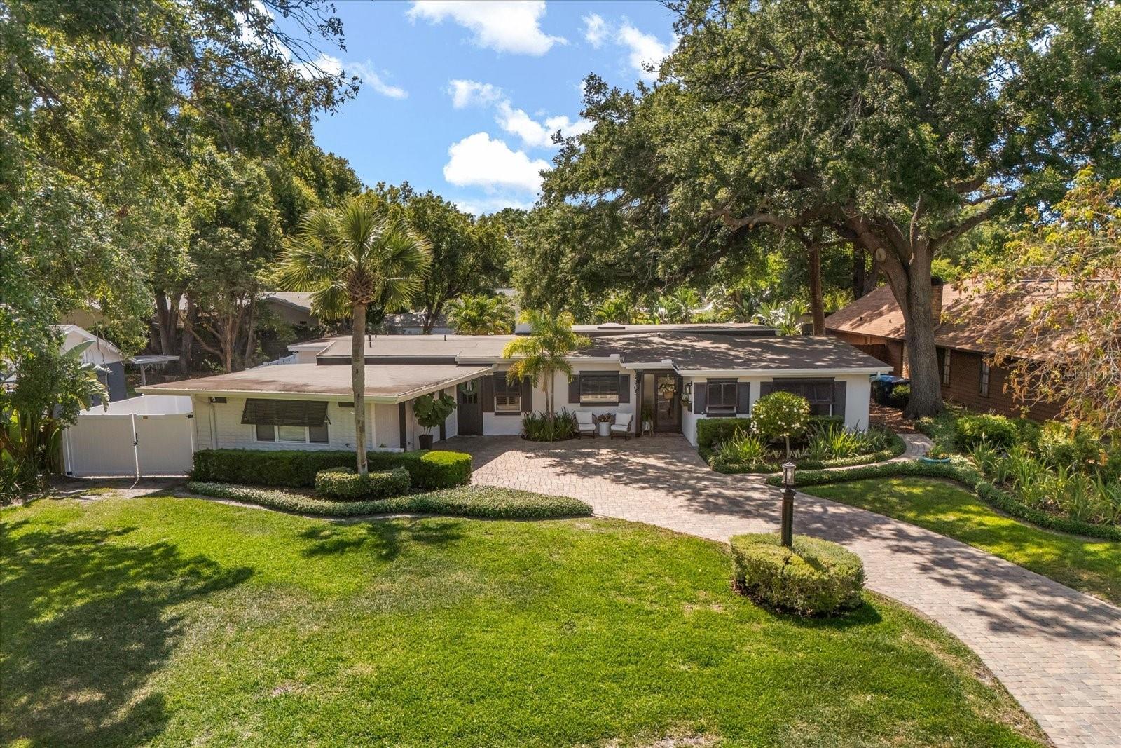 Property Photo:  2105 Fosgate Drive  FL 32789 
