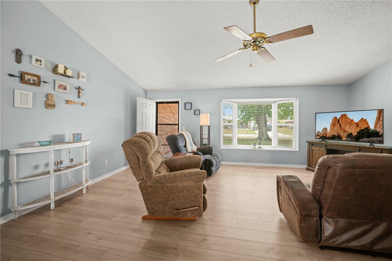 Property Photo: 1700 E Clinton Drive FL 34769