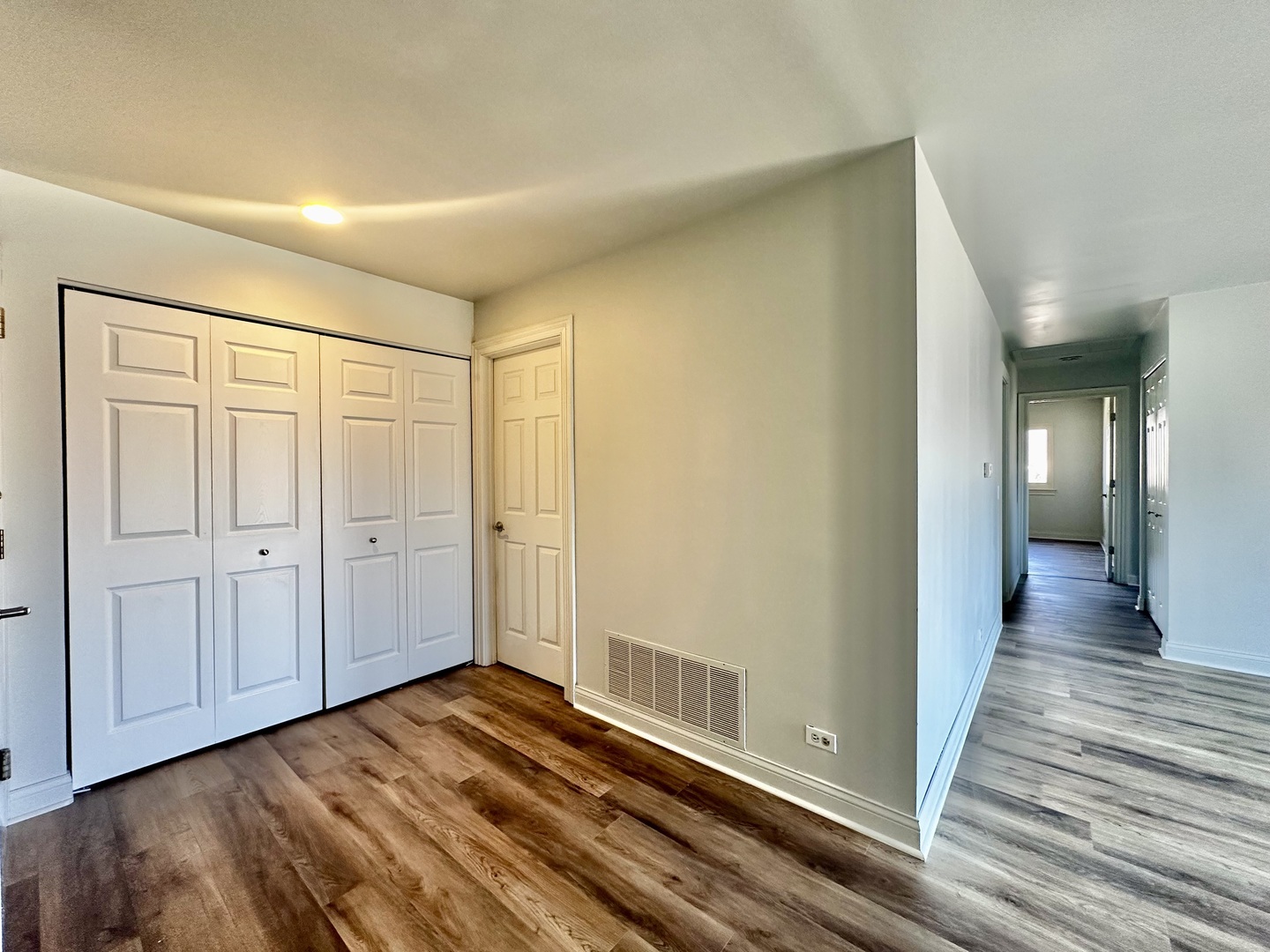 Property Photo: 575 Greystone Lane A2 IL 60090