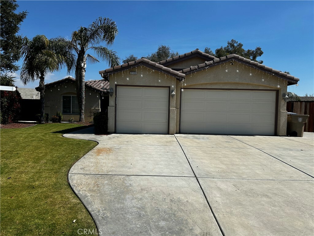 2103 Delgada Court  Bakersfield CA 93313 photo