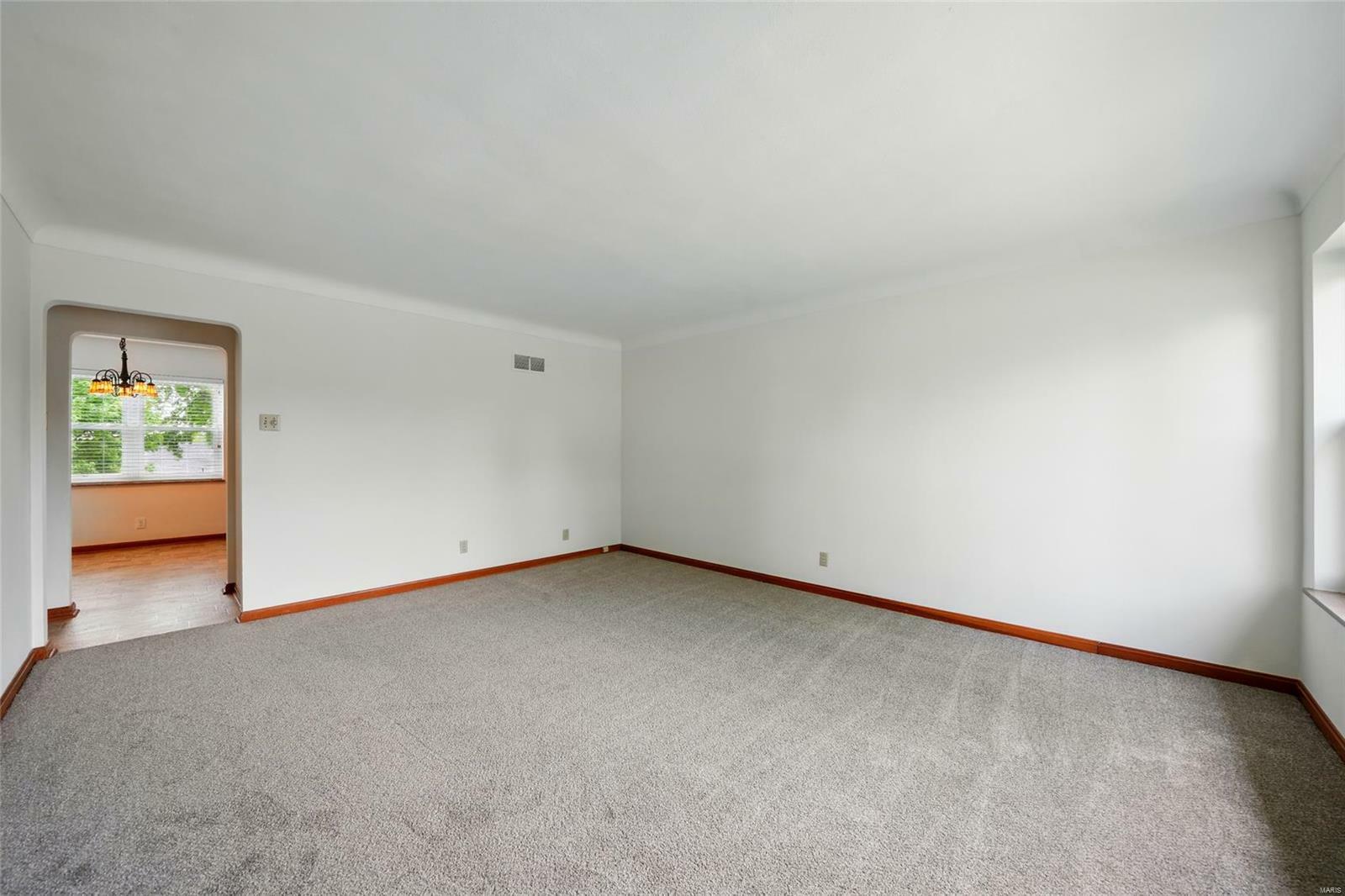 Property Photo: 10712 Charrette Drive MO 63123