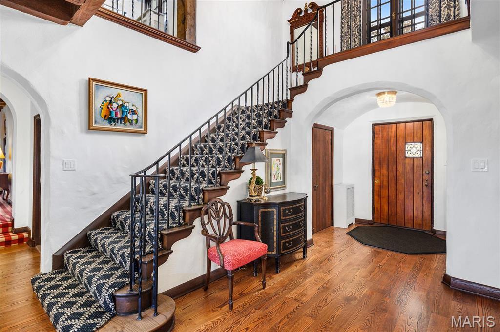 Property Photo: 1 Squires Lane MO 63131