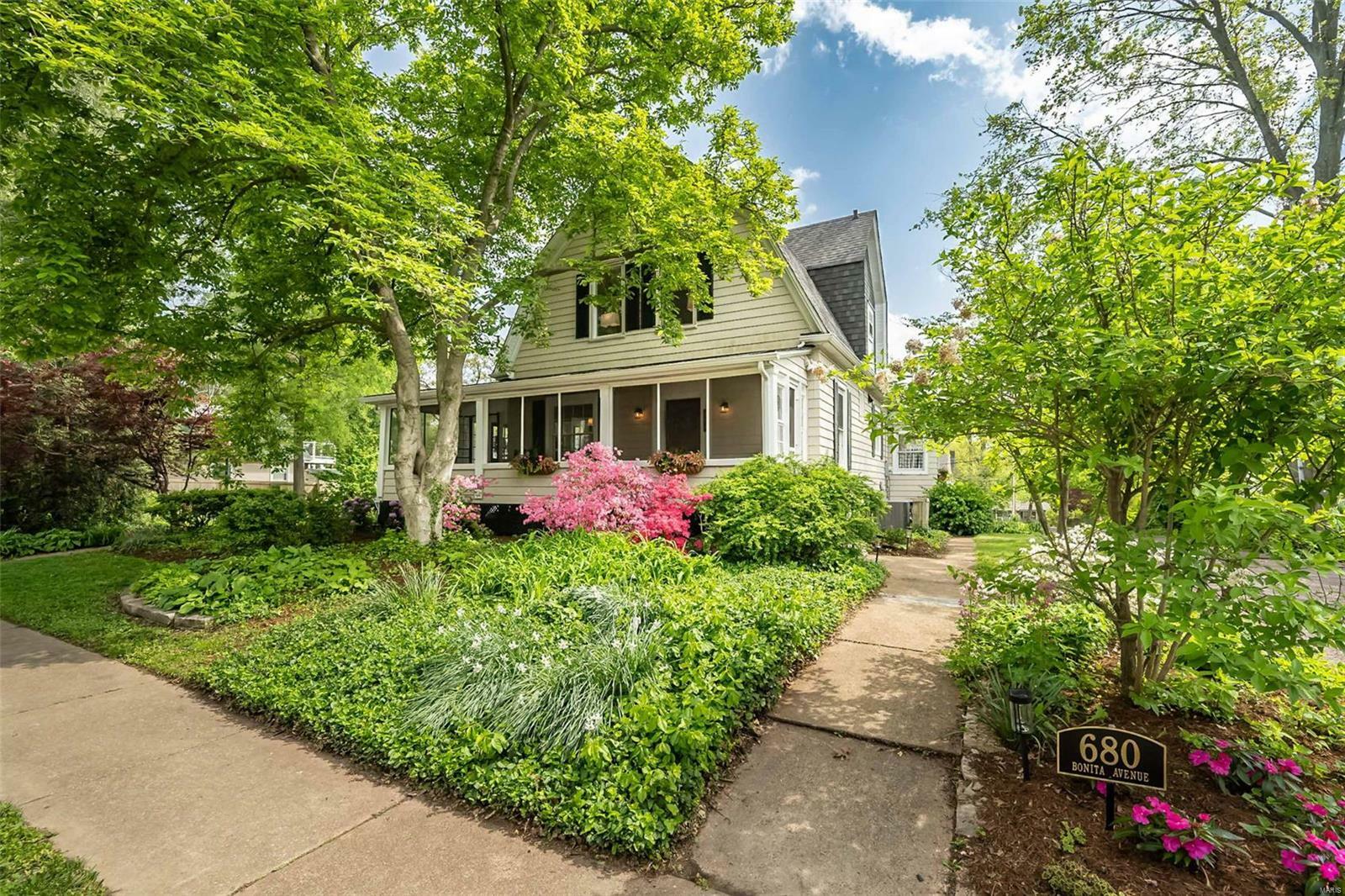 Property Photo: 680 Bonita Avenue MO 63119