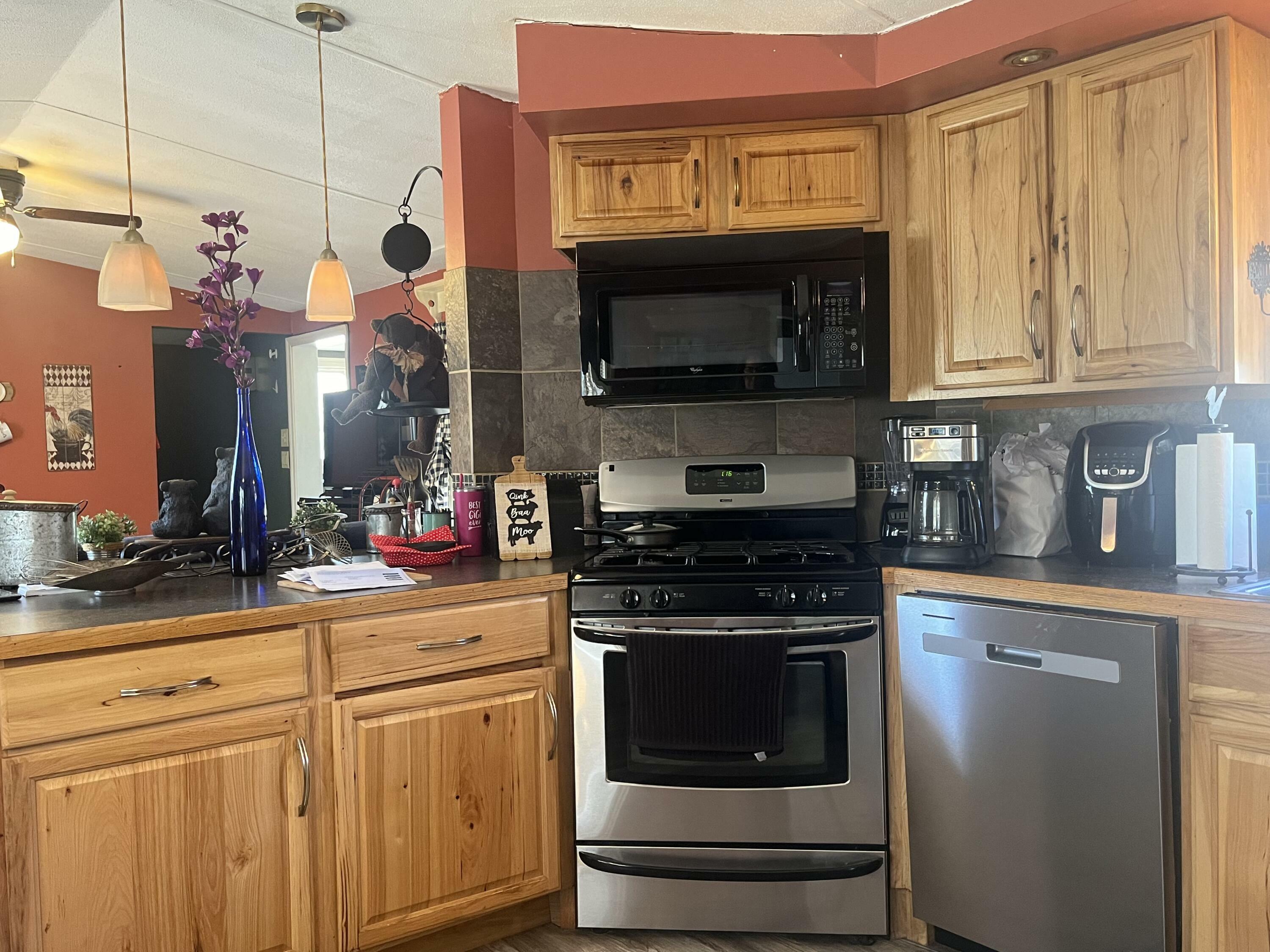 Property Photo:  11 Sandy Court  ME 04282 
