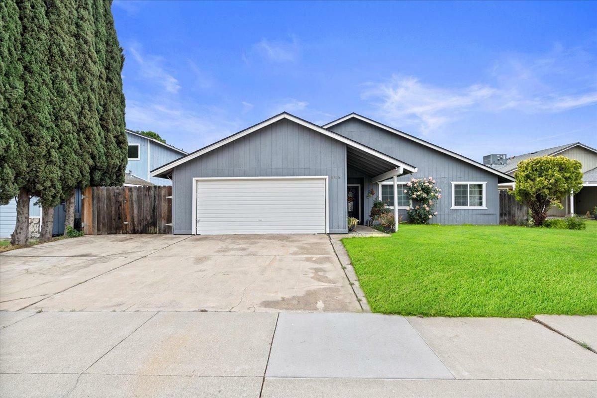 Property Photo:  8815 Damian Court  CA 95210 