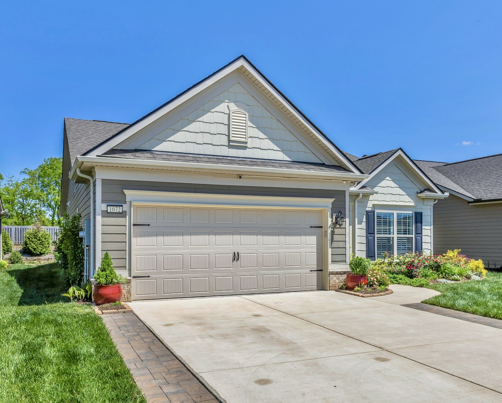 Property Photo: 1072 Sumner Grv TN 37174
