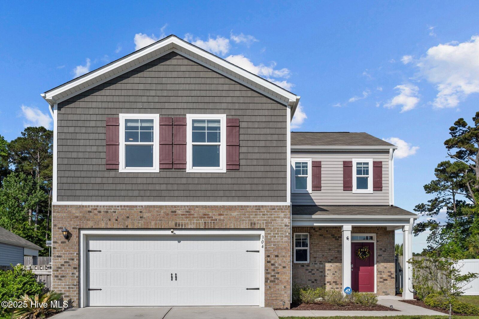 Property Photo:  304 Airlie Vista Lane  NC 28445 
