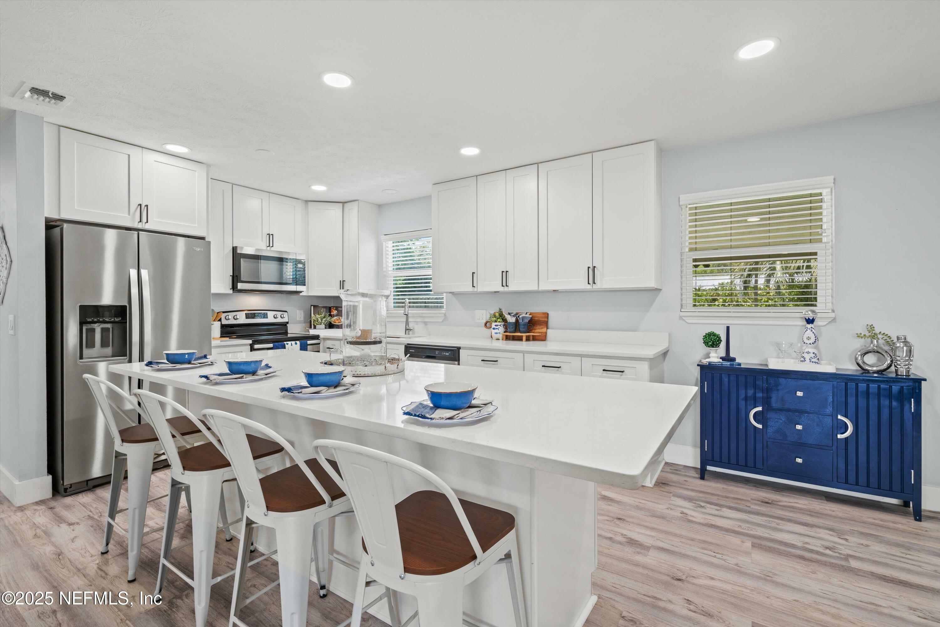 Property Photo: 2056 10th Street N FL 32250