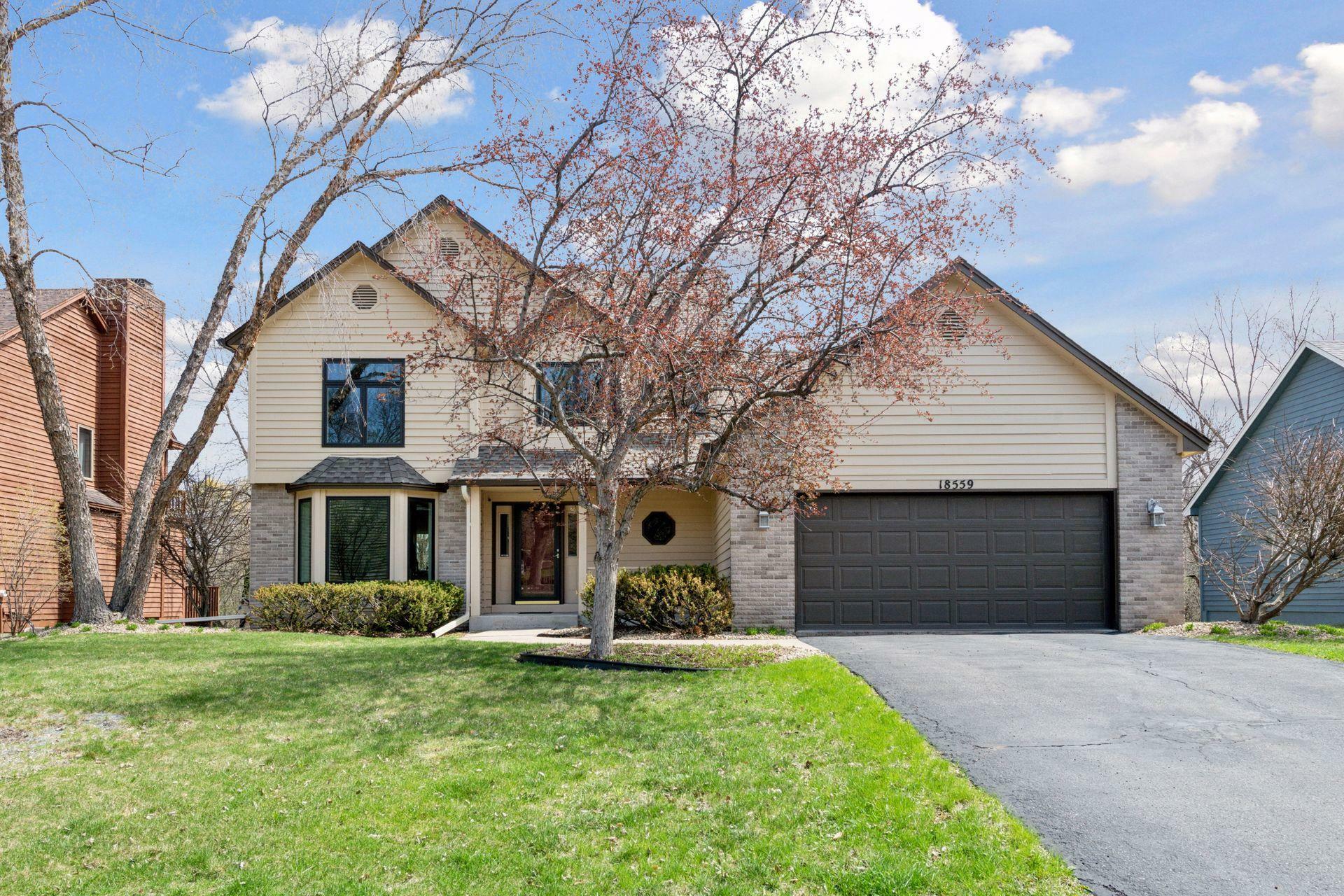 18559 Chennault Way  Eden Prairie MN 55346 photo