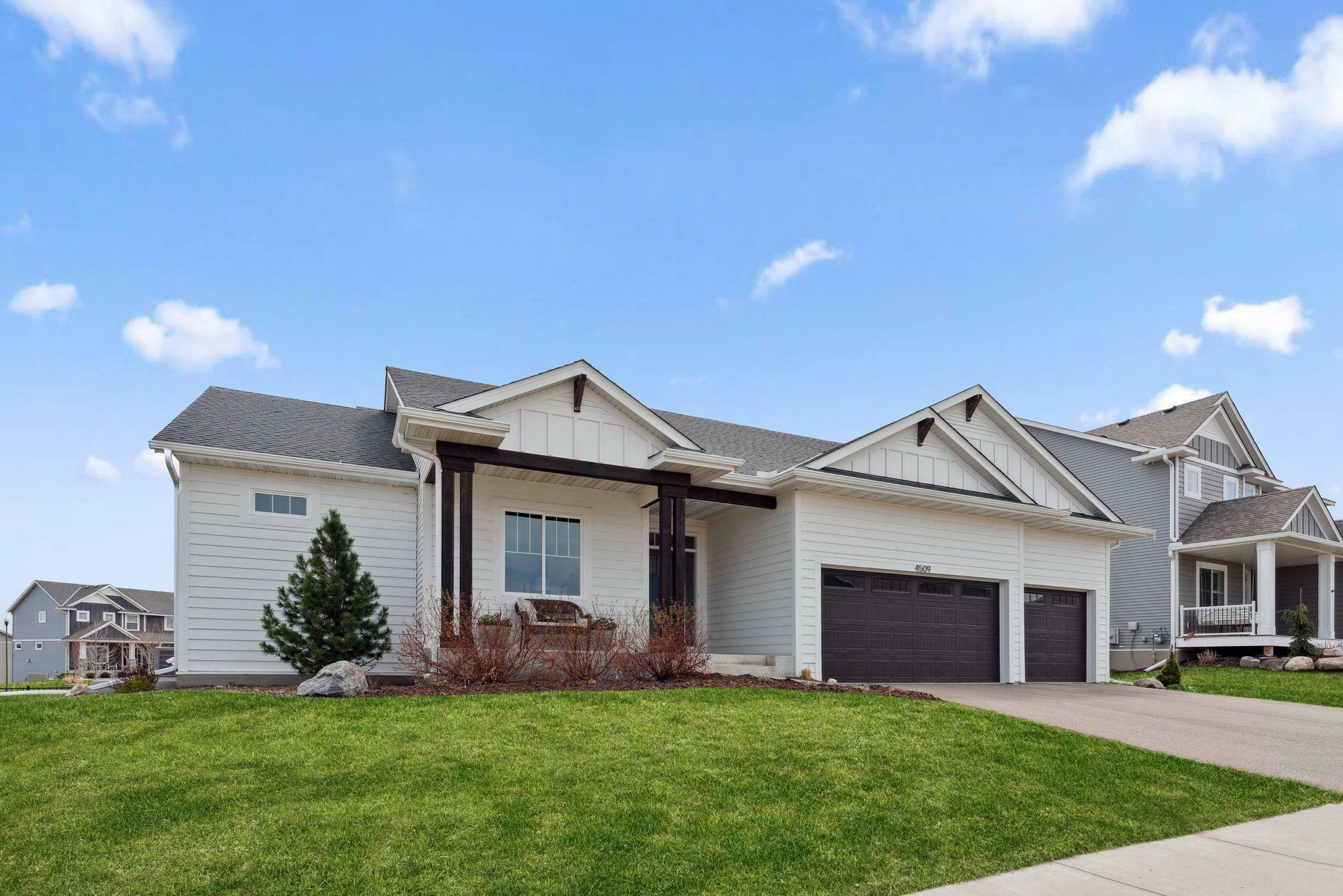 Property Photo: 4509 Savanna Trail MN 55318