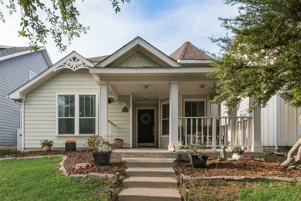 Property Photo: 9833 Cedarcrest Drive TX 76227