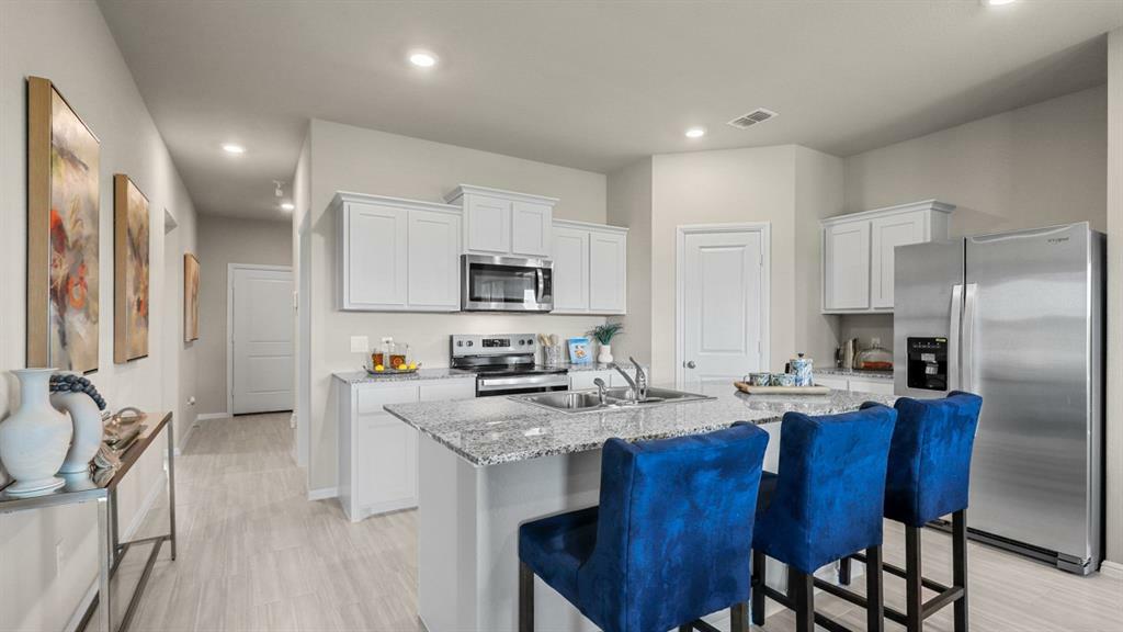 Property Photo: 10857 Black Onyx Drive TX 76036