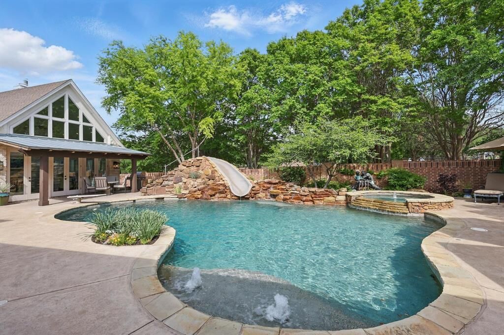 Property Photo:  1021 Meandering Woods Drive  TX 76248 