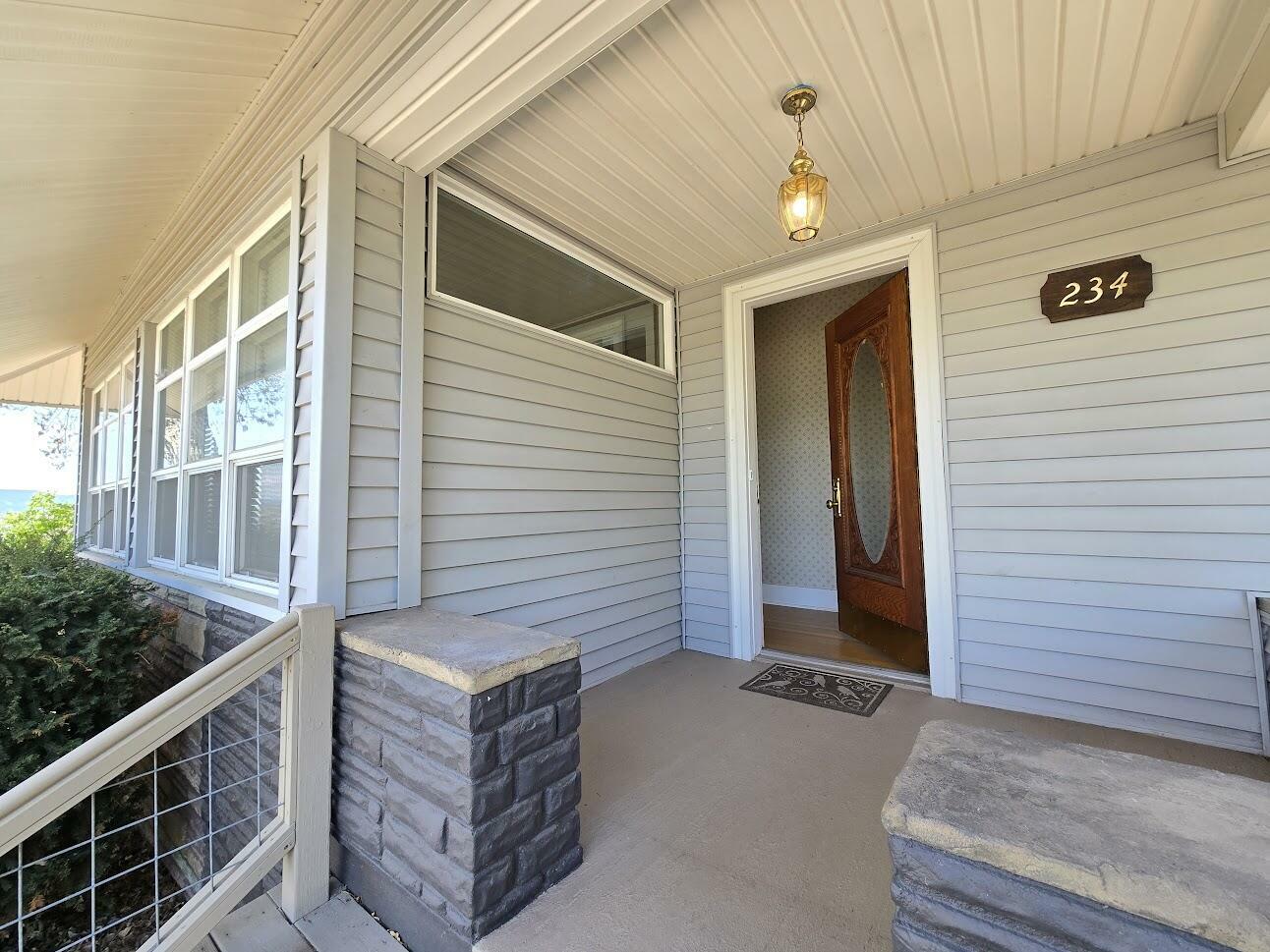 Property Photo: 234 N 1st Street OR 97601