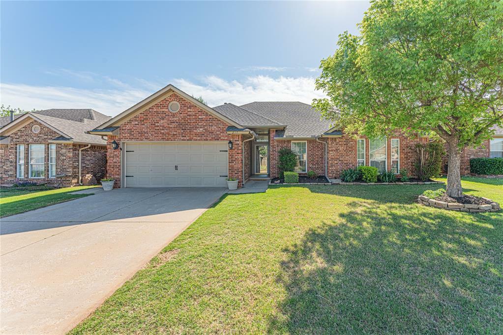 Property Photo: 217 Sunrise Drive OK 73099
