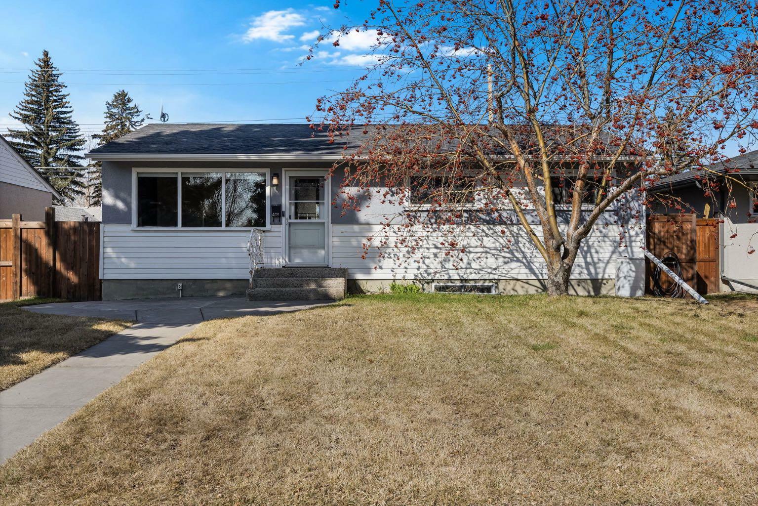 Photo de la propriété:  420 Aberdeen Road SE  AB T2H 1T1 