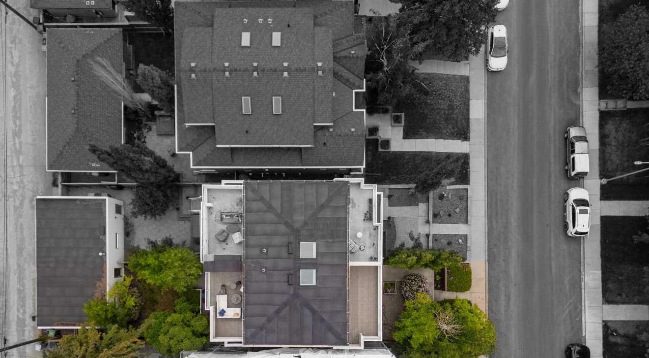 Property Photo: 2128 27 Avenue SW AB T2T 1H7