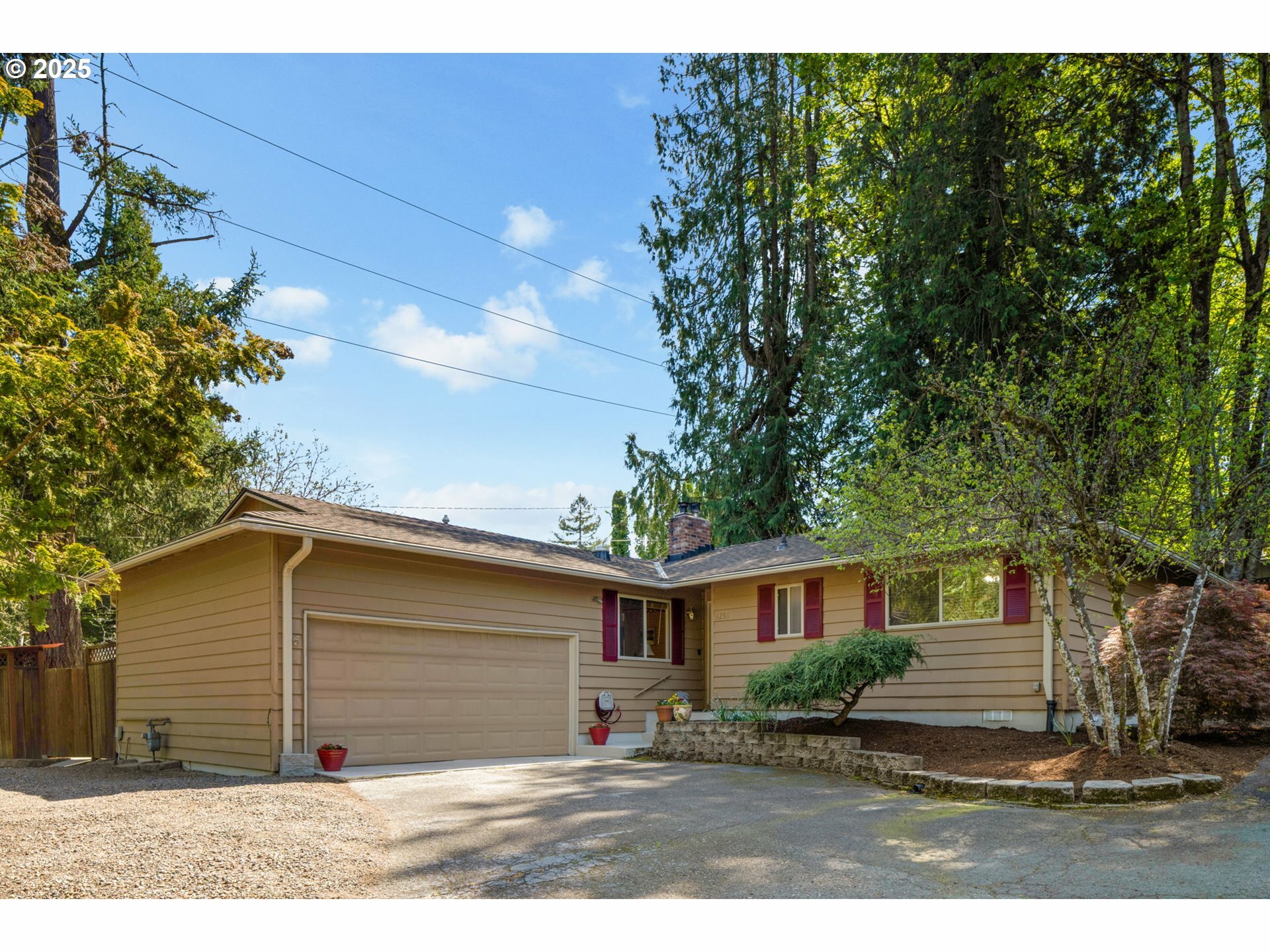 6256 SW Canby St  Portland OR 97219 photo