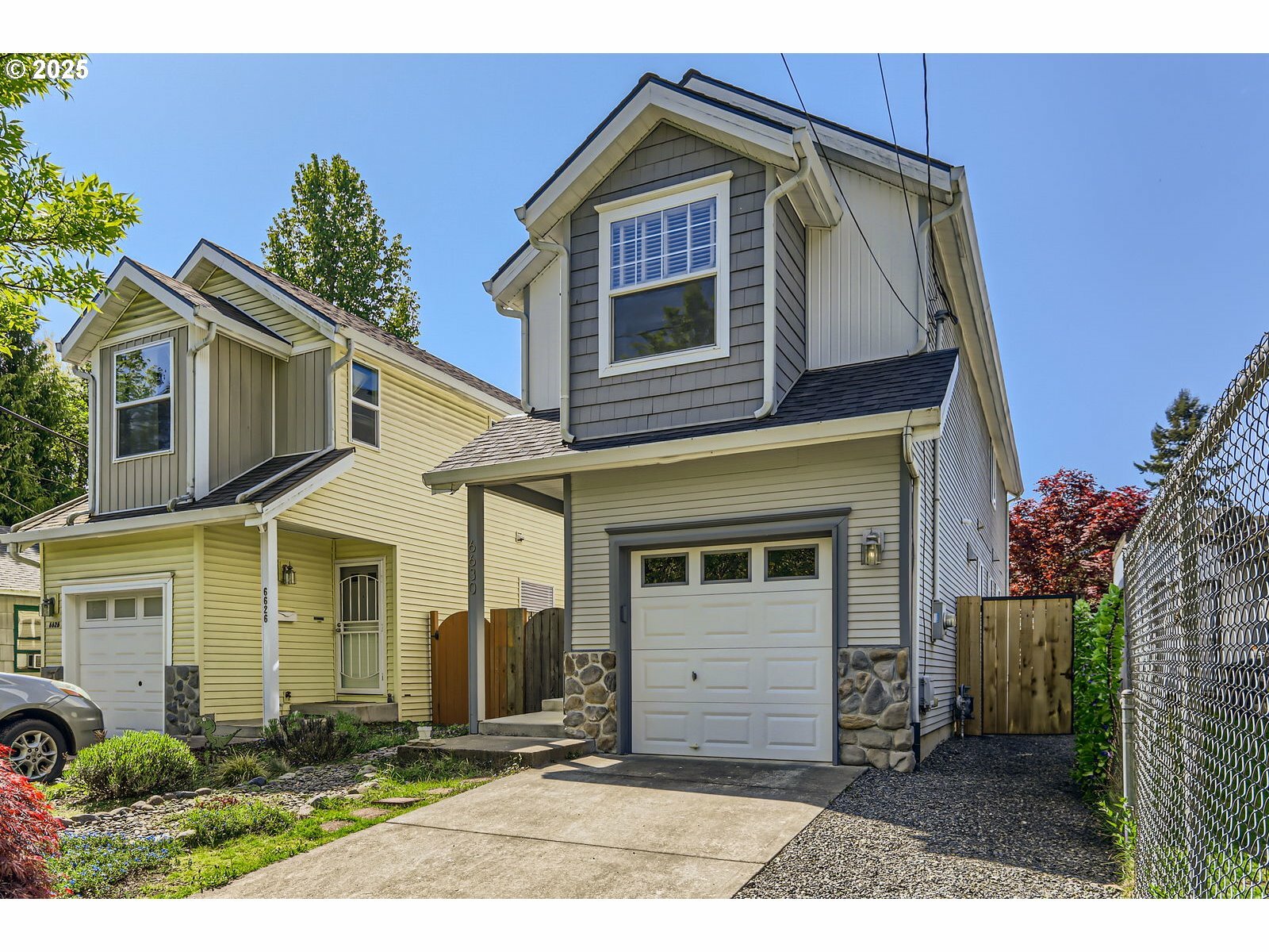 Property Photo: 6630 N Seneca St OR 97203