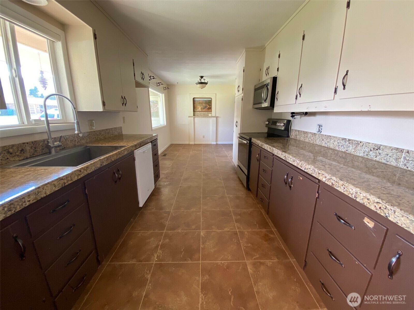 Property Photo: 1018 Idaho Street WA 98801