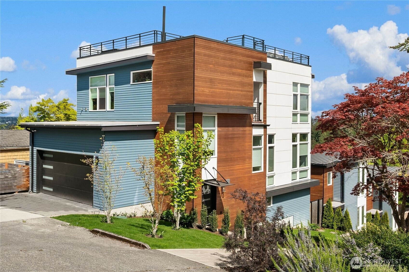Property Photo: 2420 E Highland Drive WA 98112
