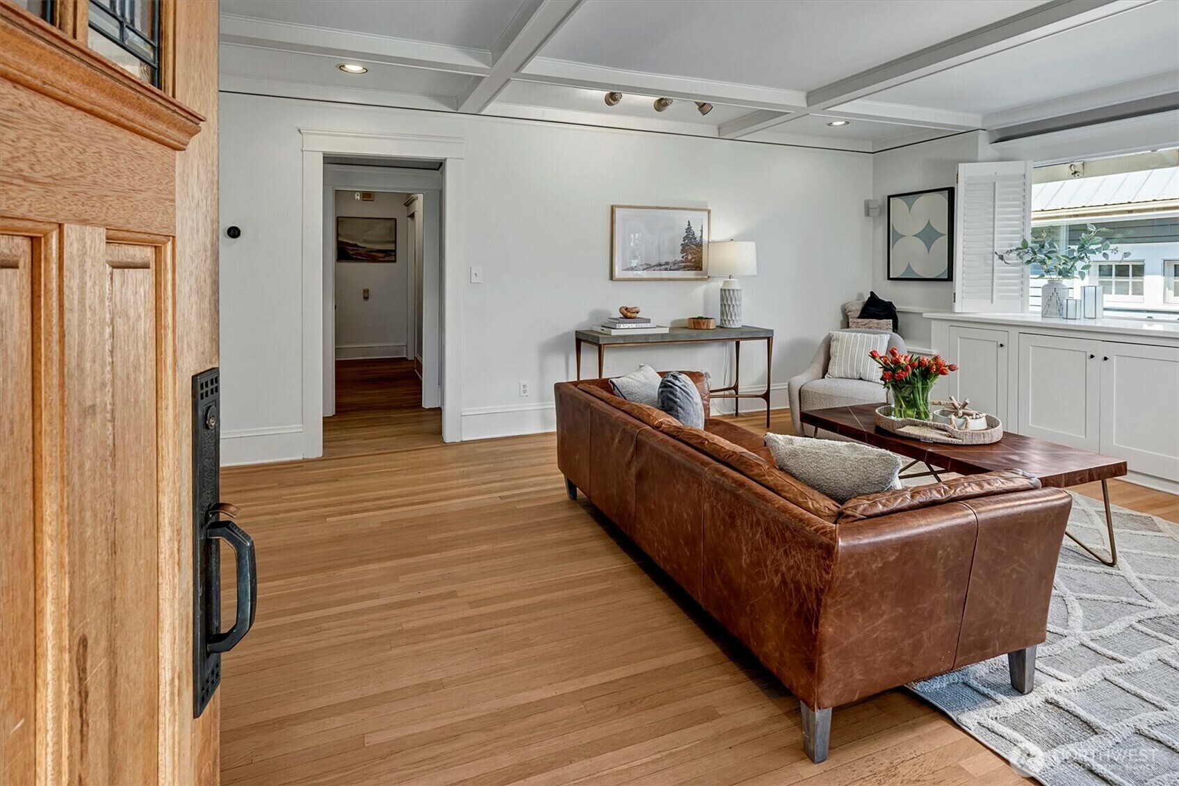 Property Photo: 2205 12th Avenue E WA 98102